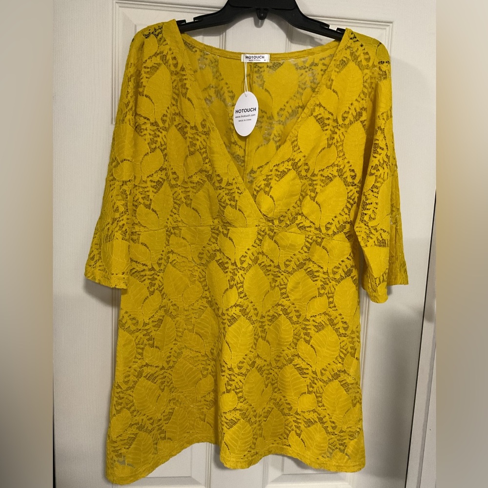 NWT Hotouch Lace Patchwork Floral Pattern Overlay Top V-neck Loose Short Sleeves